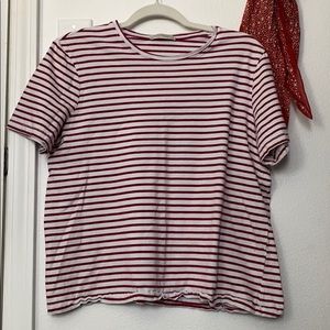 Red and white stripped tee